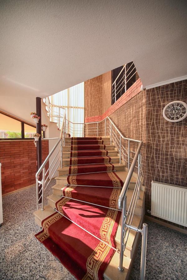 Hotel Tamari Κουτάισι Εξωτερικό φωτογραφία