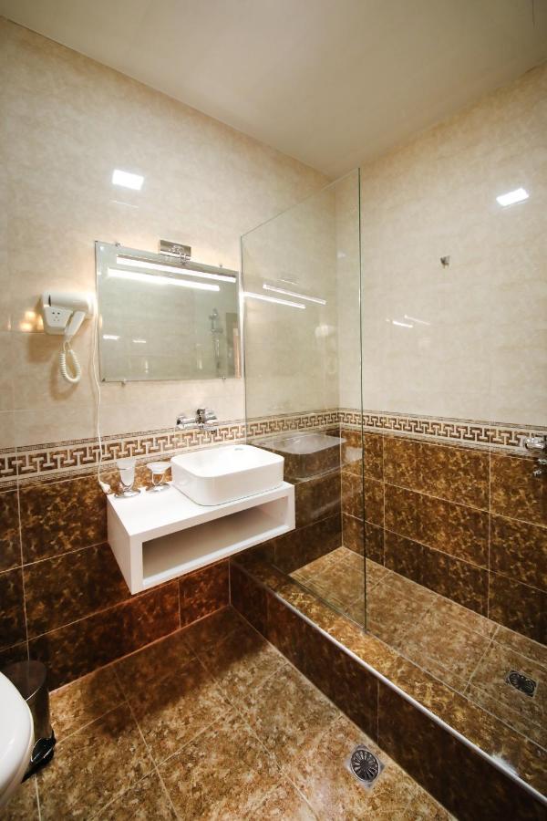 Hotel Tamari Κουτάισι Εξωτερικό φωτογραφία