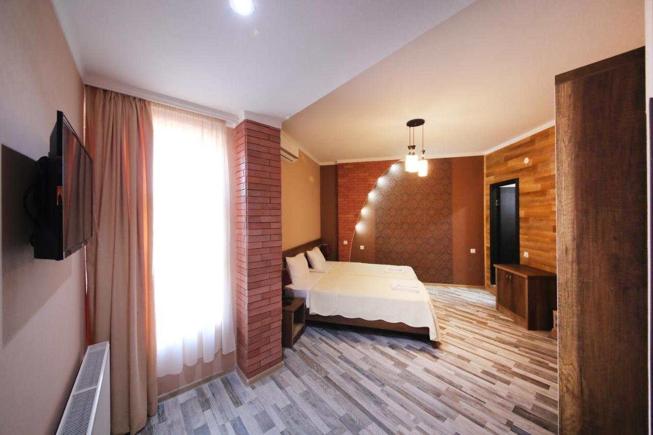 Hotel Tamari Κουτάισι Εξωτερικό φωτογραφία
