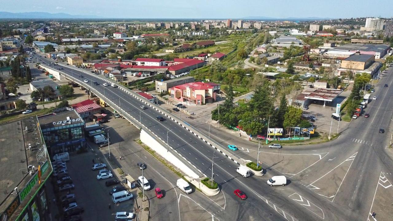 Hotel Tamari Κουτάισι Εξωτερικό φωτογραφία